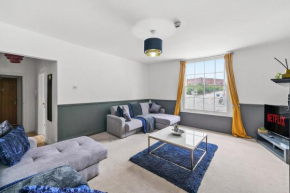 Harbourside Heaven in Bristol - Sleeps 8